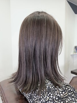 ラミール ヘアー ドレス(lamiell Hair Dress) ラベンダーグレージュ/外ハネセミディ