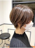 美シルエット大人ショートボブ