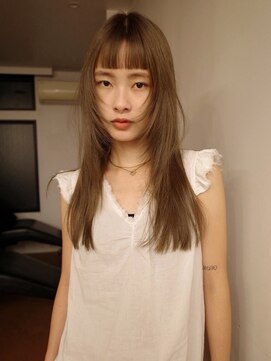 シキ 渋谷(siki) ベージュカラー/ブリーチなしダブルカラー/赤 み消し/渋谷/原宿