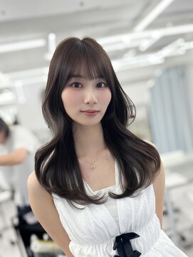 アマトウキョウスマートサロン(AMA TOKYO×Smart Salon) 韓国ヘア　2wayバング  レイヤーカット くびれヘア  顔周り