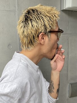 アルカナ 明治神宮前原宿(ARCANA) スパイキーショート　抜きっぱなし　バズカット　イージーパーマ