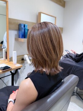 ステラバイケンジ 藤沢(STELLA by KENJE) 白髪ぼかし細めハイライト30代40代50代【藤沢 藤沢駅】