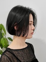 ログ(LOG)&nbsp;大人ボブ 切りっぱなしボブ 前下がりボブ 黒髪