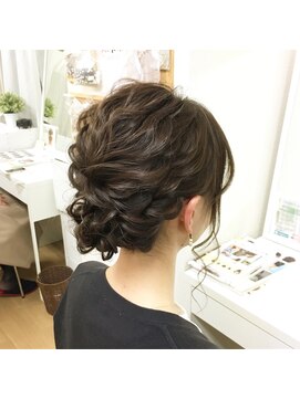 ヘアセット専門店 ナゴミ 池袋店(nagomi) ルーズアップ