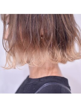 ホワイト 梅田(white) ハイラインブロンド★