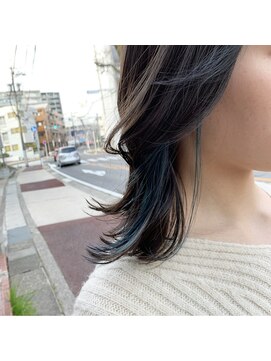 ロッソ ヘアデザイン(ROSSO hair design) インナーカラー × ターコイズブルー