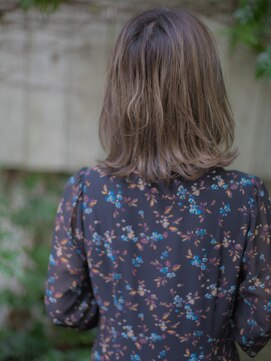 ヘアアンドリラクゼーション シャッセ(Hair&Relaxation SASE) フェミニンロブ