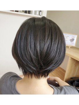 髪質改善美容室 エミ(emi) 似合わせ&デザインカット♪