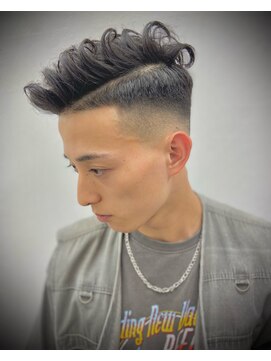 ヒロギンザ 川崎店(HIRO GINZA) 左バーバーパーマ×スキンフェード