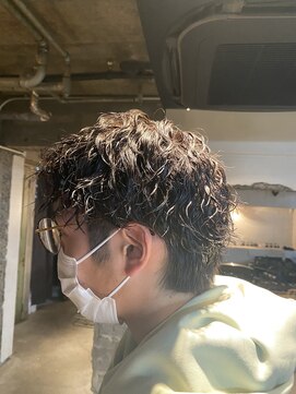 ロイジー(roijir) 【表参道　roijir】ツイストパイラルパーマ×