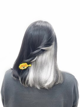 ホワイト 梅田(white) ＊インナー＊ブラック×シルバー