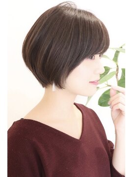 アイ(I.) 【 Ｉ. 】30代40代はおすすめツヤショートボブ　川口