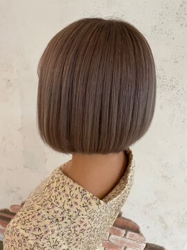 アドール(ADOR) [MIHO*ADOR]ミルクティー / ボブ / まんまる / ブリーチ