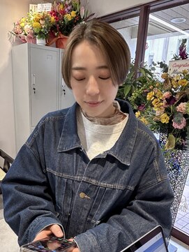 ルックアット(Look at) 【Lookat】20代30代40代ハンサムショートアッシュベージュカーキ