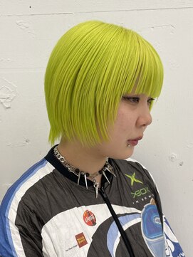 クク(QUQU) ボブウルフ　ネオングリーン　ライムイエロー