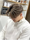 メンズパーマ外国人風ハイライトニュアンスセンターパート
