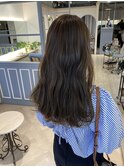 透明感を残したトーンダウンオリーブブラウン
