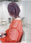 くすみラベンダーにウルフカット