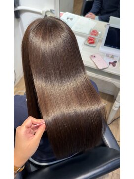 キーバイイオエ(kiy. by ioe) ダークアッシュ/似合わせカット/ミディアムレイヤーカット