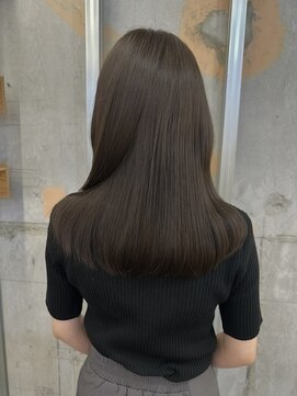 イオエ 梅田(ioe) ミルクティーベージュ/レイヤーボブ /髪質改善/縮毛矯正