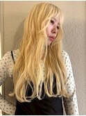 ハイトーン ブリーチカラー ブロンドベージュ 顔周りカット 20代