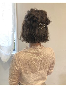 エムサロン 前橋川原(emusalon) ハーフアップアレンジ