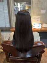 トリートメント サロン スローネ(Treatment Salon Throne) 髪質改善トリートメントで艶髪／20代30代40代／新宿