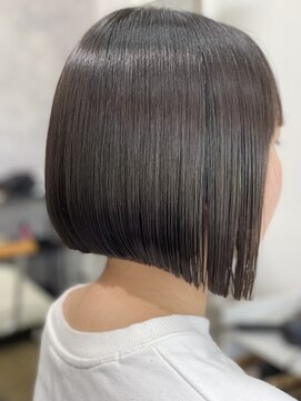 スナリー(Snaly) ボブ/ツヤ感/前下がり/艶々/西原町/首里/西原町美容室