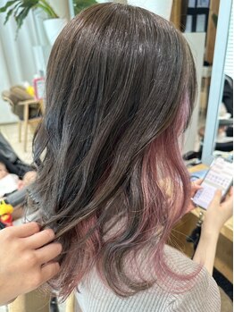 ヘアーサロン エムプラス ヨツバコ店(HAIR SALON M.PLUS)の写真/柔らかい透明感とツヤ感のあるカラーが人気♪髪質に合わせた薬剤選定で、理想の髪色に☆