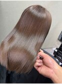 うるつやベージュ