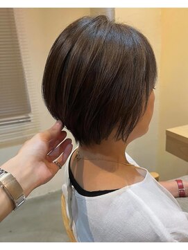 ソウスシア(SOURCE cia) 大人くびれショート【佐藤和弥】