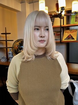 ヤド 原宿(YADO) ホワイトブロンド/ブロンド/レイヤー