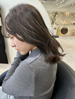 エミュスト(Emuest)&nbsp;冬のグレージュカラー