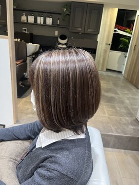 アティラン 上尾店(Attirant) ハイライトカラー/インナーカラー/ブリーチ/Wカラー/白髪ぼかし