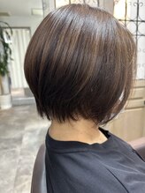 プリズム ヘアーデザイン 北坂戸店 前下がりショートボブ