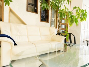 オダタグーグー(ODATA goo2)の写真/「もう諦めないで！」あなたの髪質に合わせた施術で、くせ毛・うねりを解決