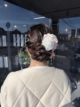 ゆるふわシニヨン