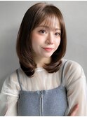 ミディアムレイヤーイメチェン似合せカット前髪 くびれヘア