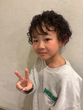 サロンドポプリ 志都美(salon de poupuri) 『キッズ』パーマ