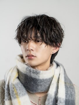 オーシャントーキョーオーバー 渋谷(OCEAN TOKYO OVER) 韓国ヘアニュアンスコンマバングセンターパートフェザーパーマ