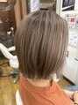 ジャストビューティー シュシュ 横須賀中央店(Just Beauty Chou Chou)&nbsp;切りっぱなしボブ×ハイライト