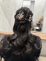 ネウィ 宮崎店(newi)&nbsp;結婚式・二次会に◎華やかヘアセット×上品ハーフアップ