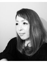 ジール(ZiEEL) 井原 優子