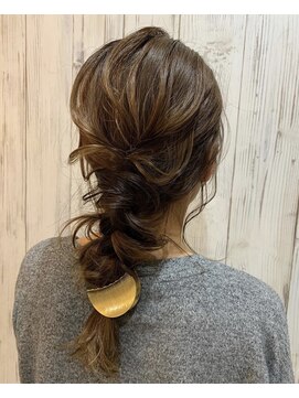 モッシュ(MosH) ヘアアレンジ