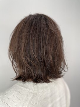 バトー バイ トリコ 船橋北口店(BATEAU by tricot) #グレイッシュヘア