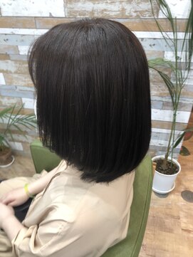 ハウオリ ヘアーワークス(Hauoli hair works) ツヤツヤロブ×ネイビーヴァイオレット