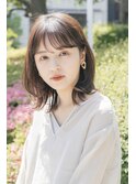 20代30代大人かわいいひし形くびれニュアンスミディアムスタイル
