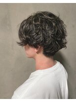 シェリー(Cherie)&nbsp;刈り上げハイライト