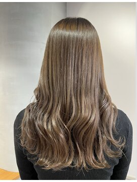 リーオオサカ(Lee Osaka) アッシュベージュ×アルティストカラー/kana