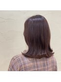 ピンクベージュ